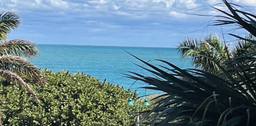 Condo in Fort Pierce, Florida, 2 bedrooms  № 976461