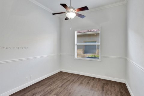 Casa en venta en Lake Worth, Florida, 3 dormitorios, 193.05 m2 № 2405976 - foto 12