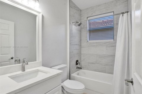 Casa en venta en Lake Worth, Florida, 3 dormitorios, 193.05 m2 № 2405976 - foto 8