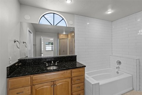 Casa en venta en Oviedo, Florida, 3 dormitorios, 196.86 m2 № 1643328 - foto 17