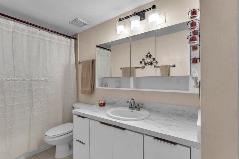 Купить кондоминиум в Хайалиа, Флорида 2 спальни, 76.09м2, № 1958006 - фото 19