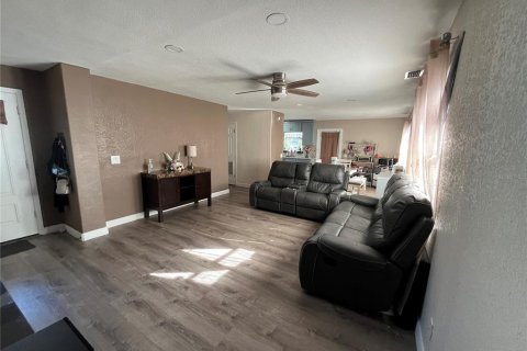 Villa ou maison à vendre à Orlando, Floride: 3 chambres, 121.79 m2 № 1899222 - photo 21