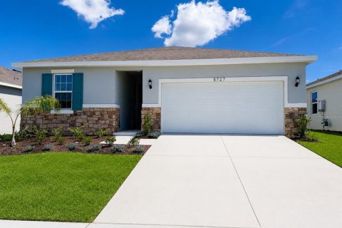 House in Leesburg, Florida 3 bedrooms, 130.71 sq.m. № 2140659