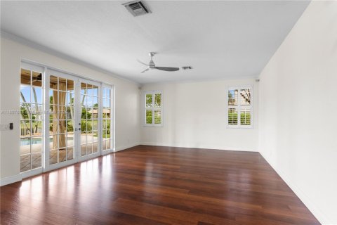 House in Weston, Florida 5 bedrooms, 329.99 sq.m. № 1951431 - photo 8