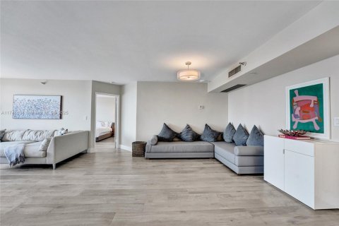 Copropriété à vendre à Aventura, Floride: 2 chambres, 126.81 m2 № 1736218 - photo 9
