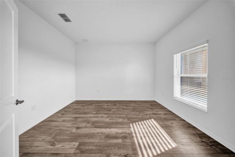 Villa ou maison à louer à Wesley Chapel, Floride: 5 chambres, 328.97 m2 № 2399438 - photo 16