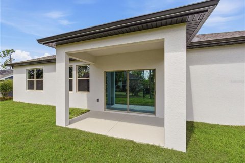 Villa ou maison à vendre à North Port, Floride: 4 chambres, 168.15 m2 № 2141068 - photo 6