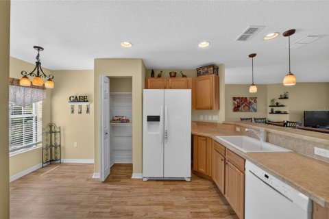 Villa ou maison à vendre à Ocala, Floride: 3 chambres, 164.07 m2 № 2415137 - photo 2