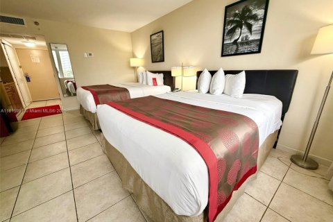 Copropriété à vendre à Sunny Isles Beach, Floride: 33.44 m2 № 1942737 - photo 16