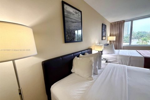 Copropriété à vendre à Sunny Isles Beach, Floride: 33.44 m2 № 1942737 - photo 9