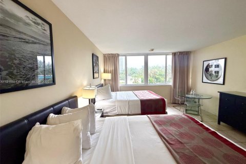 Copropriété à vendre à Sunny Isles Beach, Floride: 33.44 m2 № 1942737 - photo 10