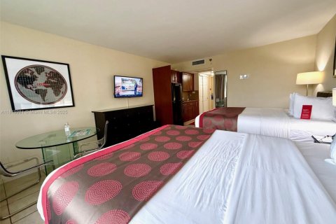 Copropriété à vendre à Sunny Isles Beach, Floride: 33.44 m2 № 1942737 - photo 18