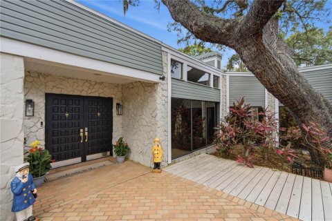 House in Palm Harbor, Florida 4 bedrooms, 283.17 sq.m. № 2258903 - photo 6