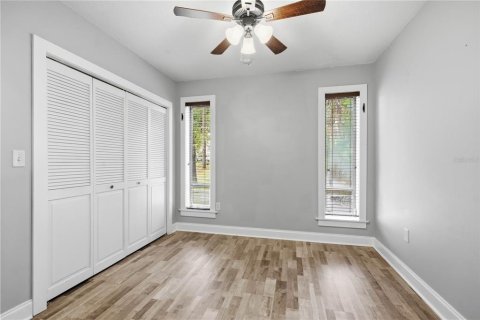 House in Palm Harbor, Florida 4 bedrooms, 283.17 sq.m. № 2258903 - photo 30