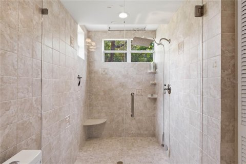 House in Palm Harbor, Florida 4 bedrooms, 283.17 sq.m. № 2258903 - photo 29