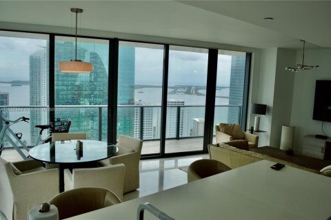 Купить кондоминиум в Майами, Флорида 2 спальни, 118.82м2, № 2045514 - фото 6