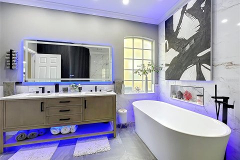 Villa ou maison à louer à Orlando, Floride: 5 chambres, 240.52 m2 № 2338983 - photo 13