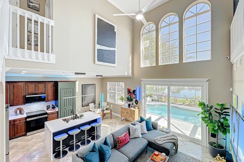 Villa ou maison à louer à Orlando, Floride: 5 chambres, 240.52 m2 № 2338983 - photo 27