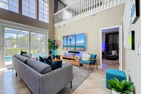 Villa ou maison à louer à Orlando, Floride: 5 chambres, 240.52 m2 № 2338983 - photo 11
