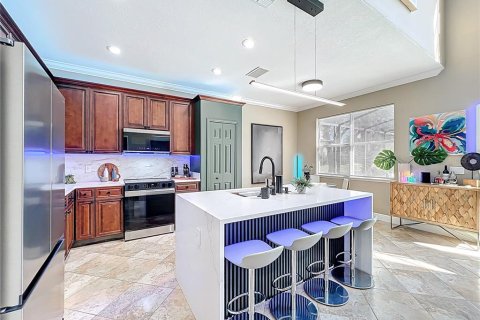 Villa ou maison à louer à Orlando, Floride: 5 chambres, 240.52 m2 № 2338983 - photo 7