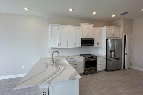 Condo in Punta Gorda, Florida, 4 bedrooms  № 1733387 - photo 6