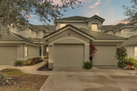 Condo in Lakeland, Florida, 3 bedrooms  № 1732508 - photo 1