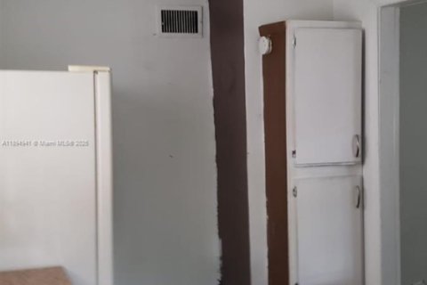 House in Jacksonville, Florida 3 bedrooms № 2081449 - photo 4
