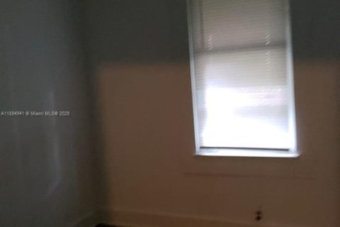 House in Jacksonville, Florida 3 bedrooms № 2081449 - photo 8