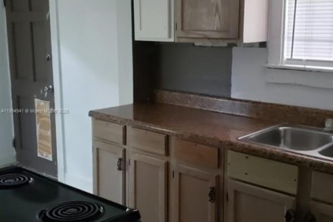 House in Jacksonville, Florida 3 bedrooms № 2081449 - photo 5