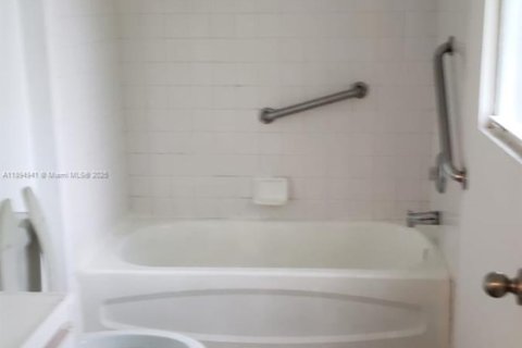 House in Jacksonville, Florida 3 bedrooms № 2081449 - photo 6