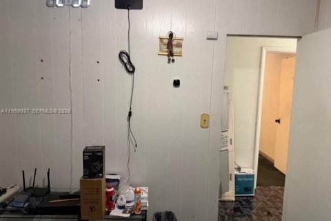 Casa en venta en Miami Gardens, Florida, 3 dormitorios, 144.56 m2 № 2022103 - foto 20