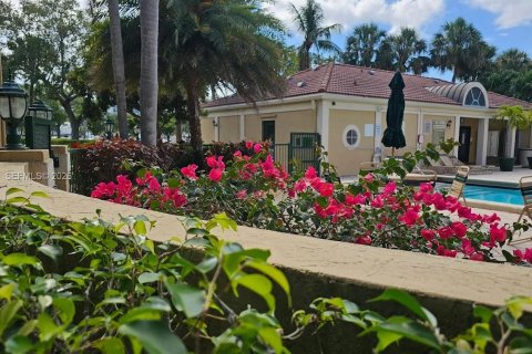 Condo in Coral Springs, Florida, 2 bedrooms  № 2068792 - photo 24