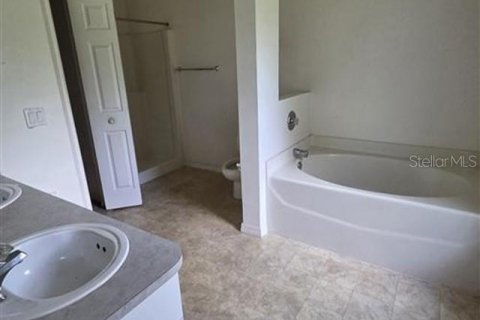 Villa ou maison à vendre à Titusville, Floride: 4 chambres, 176.7 m2 № 2225035 - photo 10