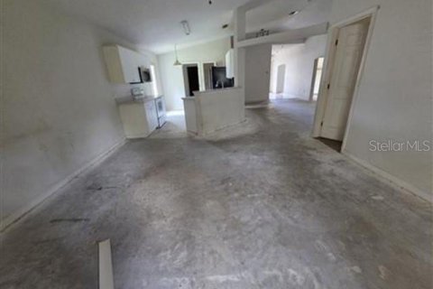 Villa ou maison à vendre à Titusville, Floride: 4 chambres, 176.7 m2 № 2225035 - photo 5