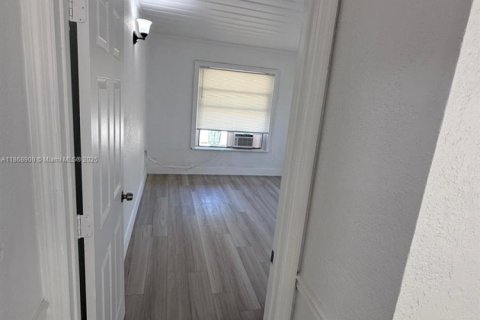 House in St. Lucie, Florida 3 bedrooms, 178.37 sq.m. № 1979748 - photo 5