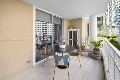 Condominio en venta en Miami, Florida, 1 dormitorio, 92.16 m2 № 1978094 - foto 17