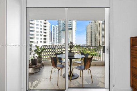 Condominio en venta en Miami, Florida, 1 dormitorio, 92.16 m2 № 1978094 - foto 13