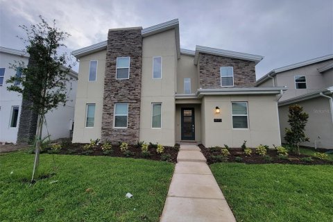 House in Kissimmee, Florida 8 bedrooms, 398.46 sq.m. № 2197877