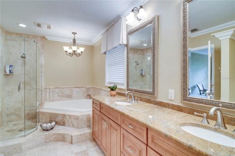 Villa ou maison à vendre à Winter Garden, Floride: 4 chambres, 325.81 m2 № 2101420 - photo 22
