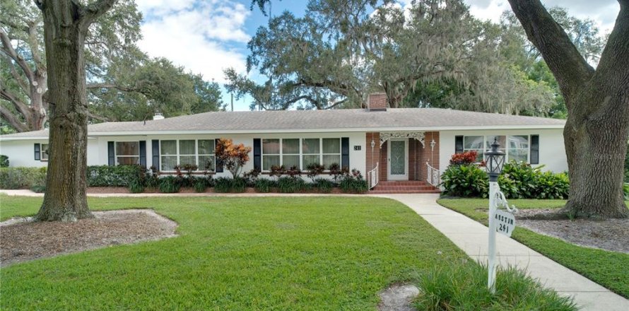 Villa ou maison à Winter Garden, Floride 4 chambres, 325.81 m2 № 2101420