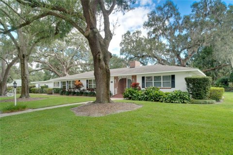 Villa ou maison à vendre à Winter Garden, Floride: 4 chambres, 325.81 m2 № 2101420 - photo 2