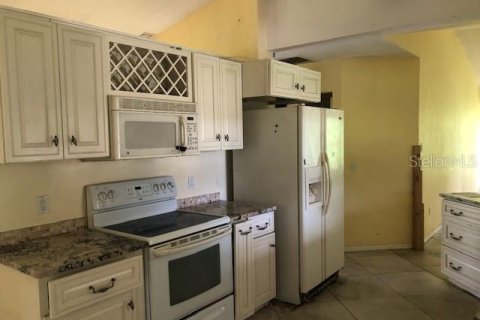 Villa ou maison à vendre à Port Charlotte, Floride: 3 chambres, 171.4 m2 № 1852566 - photo 5