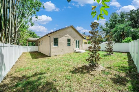 Casa en venta en Tampa, Florida, 4 dormitorios, 154.4 m2 № 1870370 - foto 24