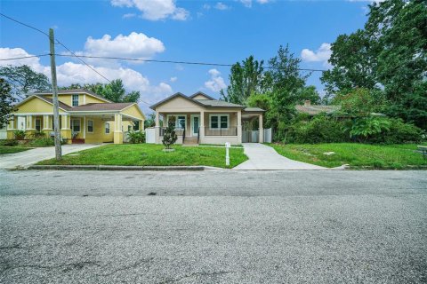 Casa en venta en Tampa, Florida, 4 dormitorios, 154.4 m2 № 1870370 - foto 3