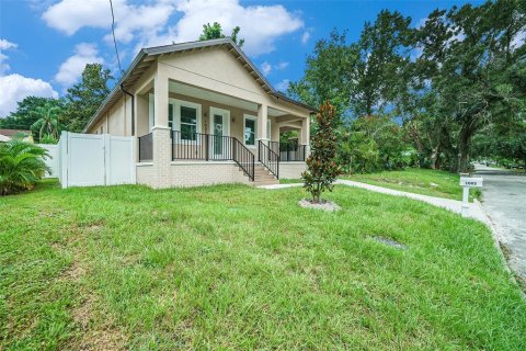 Casa en venta en Tampa, Florida, 4 dormitorios, 154.4 m2 № 1870370 - foto 5