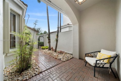 Adosado en alquiler en Hollywood, Florida, 3 dormitorios, 214.05 m2 № 2056733 - foto 2
