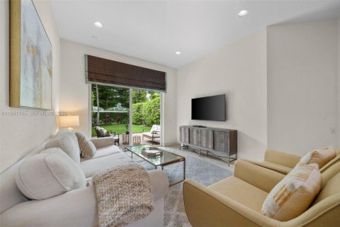 Adosado en alquiler en Hollywood, Florida, 3 dormitorios, 214.05 m2 № 2056733 - foto 6