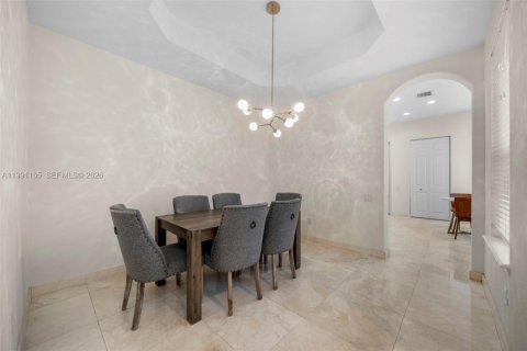 Adosado en alquiler en Hollywood, Florida, 3 dormitorios, 214.05 m2 № 2056733 - foto 8