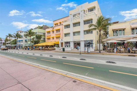 Condominio en venta en Miami Beach, Florida, 1 dormitorio, 57.6 m2 № 1862683 - foto 7