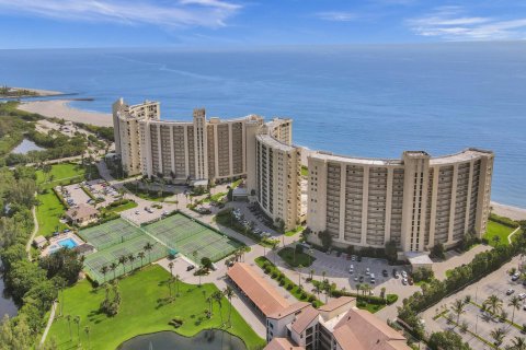 Copropriété à louer à Jupiter, Floride: 2 chambres, 108.7 m2 № 1163158 - photo 1